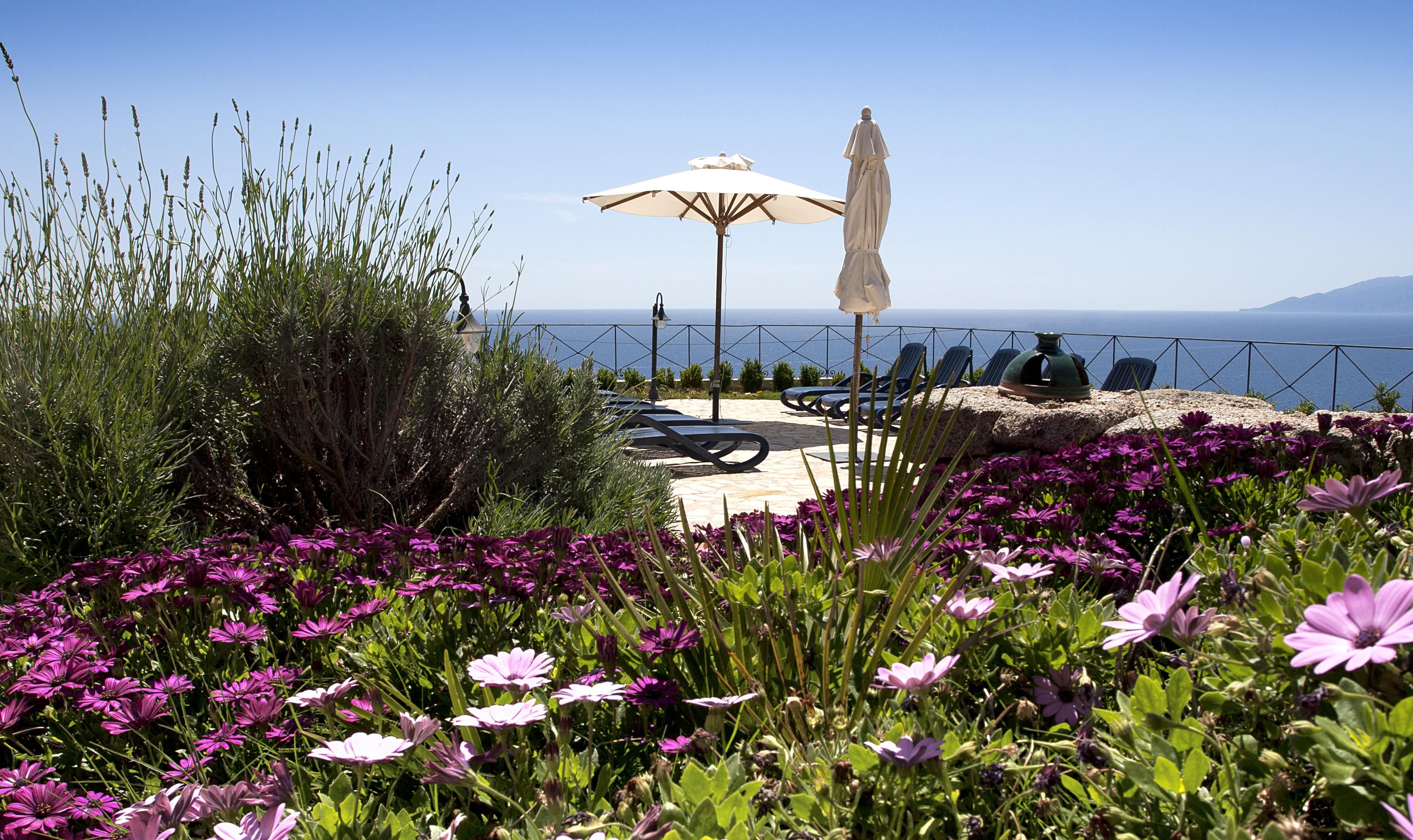 Hotel Villa Gustui Maris Cala Gonone Eksteriør billede