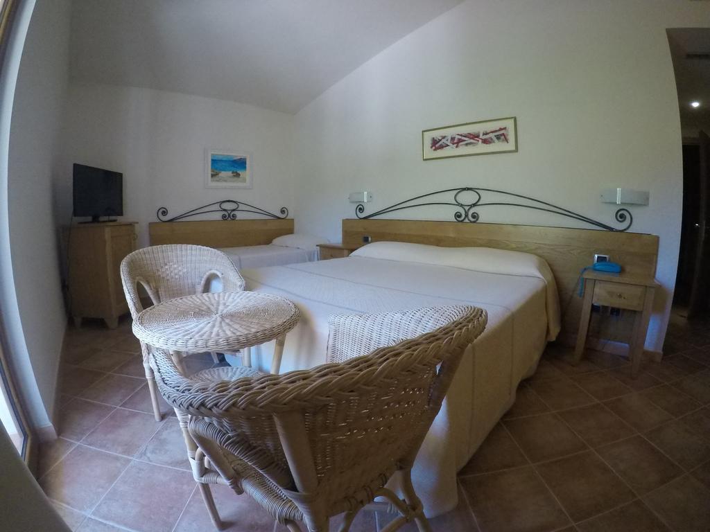 Hotel Villa Gustui Maris Cala Gonone Eksteriør billede