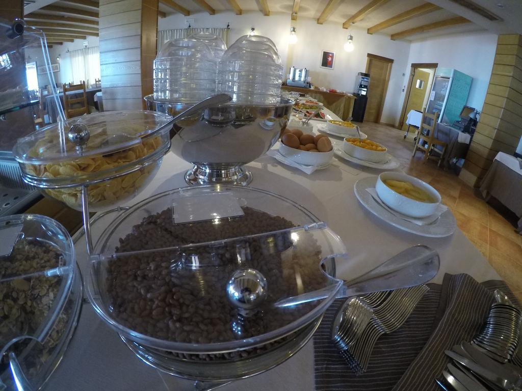 Hotel Villa Gustui Maris Cala Gonone Eksteriør billede