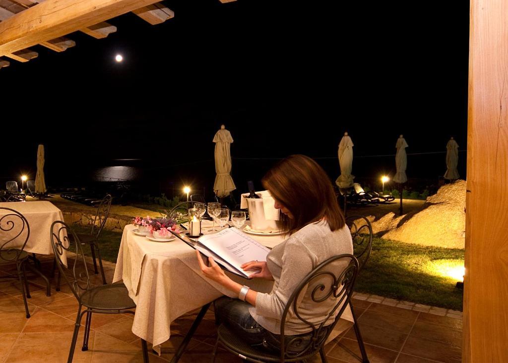 Hotel Villa Gustui Maris Cala Gonone Eksteriør billede